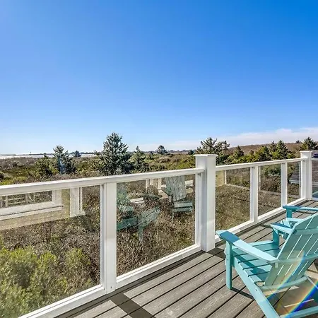 Bella Vista Lighthouse Villa